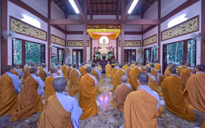 Một Ngày Tu Học Của Các Hành Giả Ni tại Thiền Viện Viên Chiếu