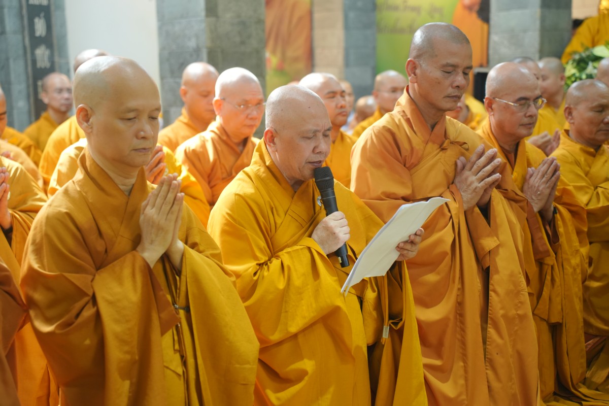 Hoài Niệm Ân Sư